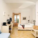 Boutique Casa Mariantonia 2*