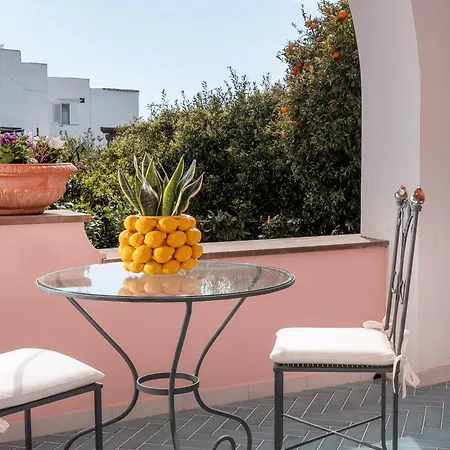 Hotell Boutique Casa Mariantonia 2*