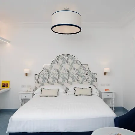 Boutique Casa Mariantonia 호텔 2*